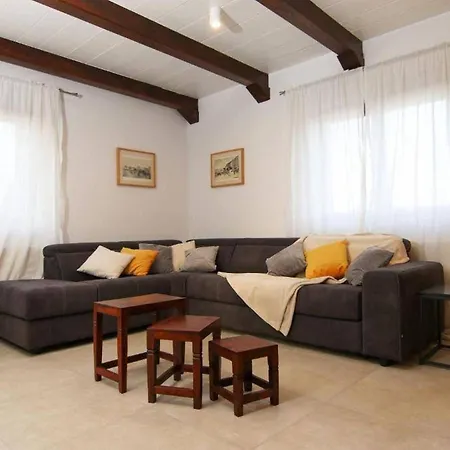 Secluded Oasis With Pool, Outdoor Kitchen, & Landscaped Terraces Vila *
